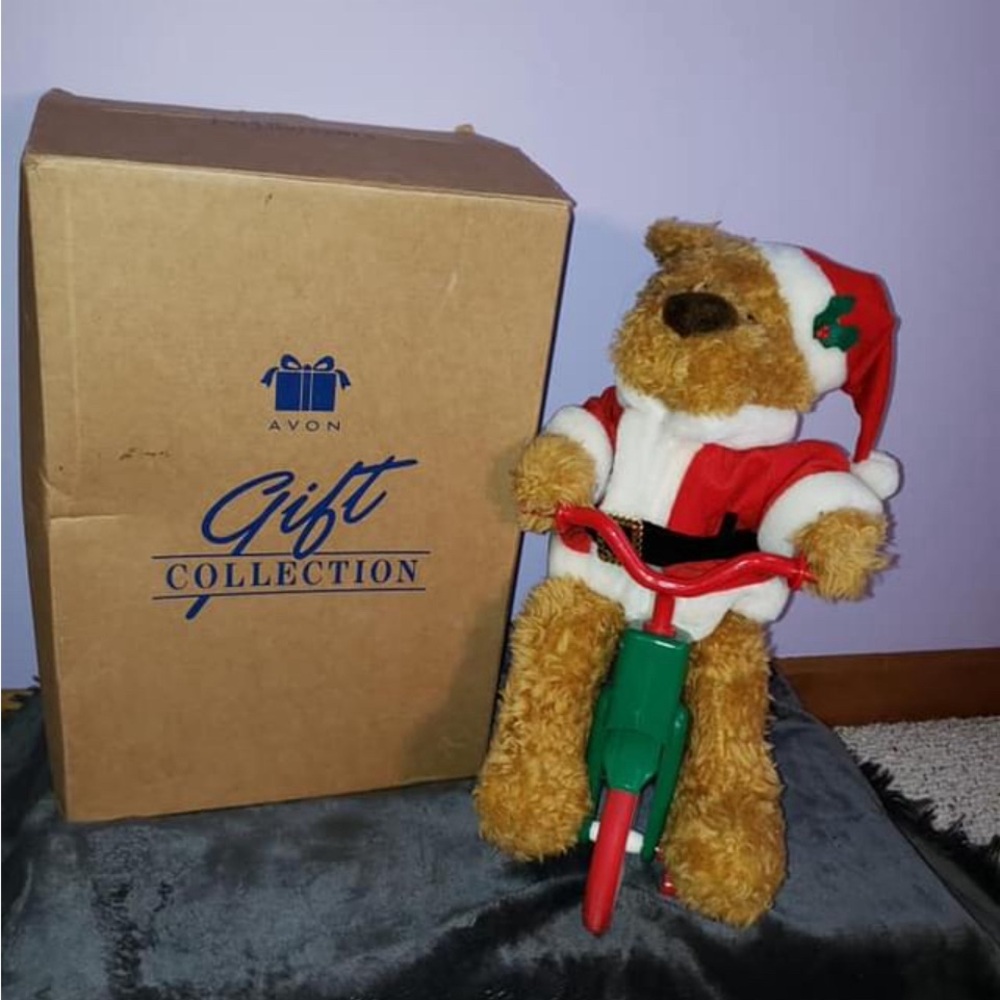 Vintage 1997 AVON Musical Cycling Santa Bear Plays 12 Songs Rides Tricycle Works